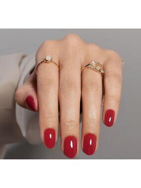 24pcs Glossy Pure Red Short Oval Press-On Nails – Salon Style Full Cover Acrylic